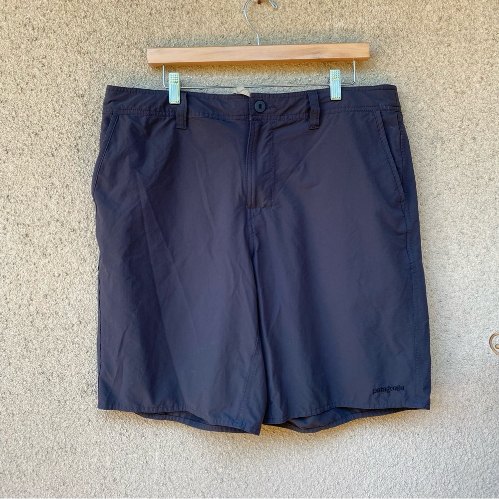 Patagonia Men's Stretch Wavefarer Walk Shorts size 38